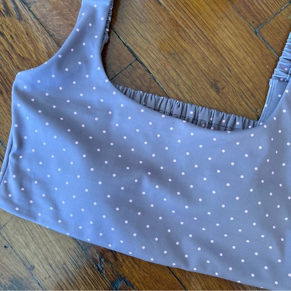 NWOT \\ polka dot print active bra - Picture 2 of 5